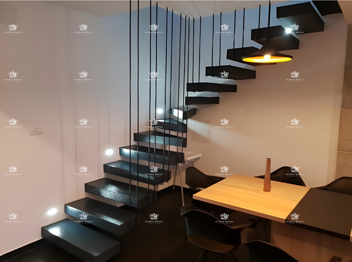 Istra, Pula, penthouse na dveh etažah od 112 m2